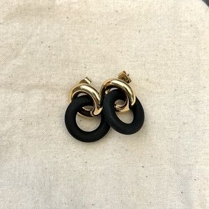 NWOT Black drop circle earrings